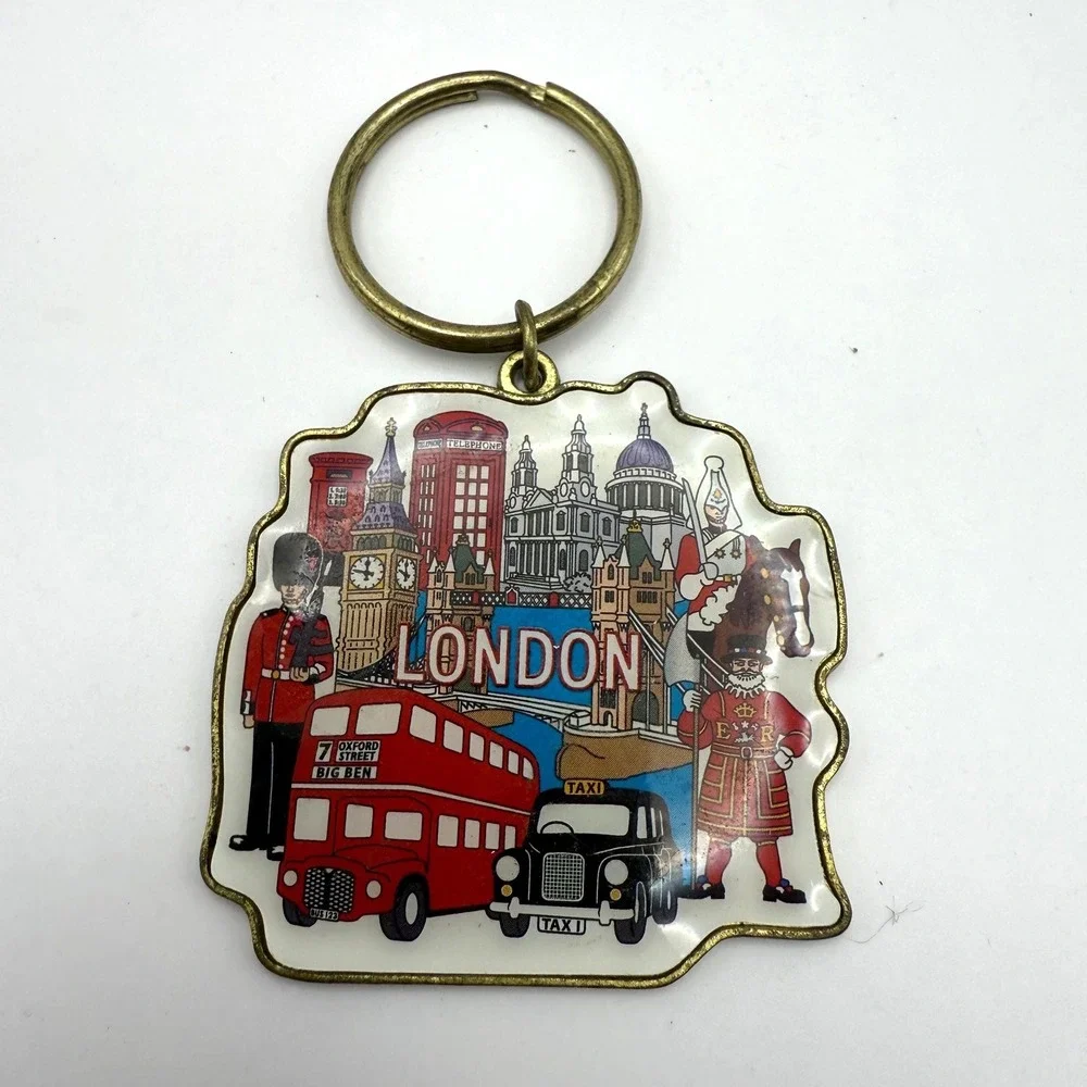 Vintage London Souvenir Keychain | British Travel‎ Key Ring